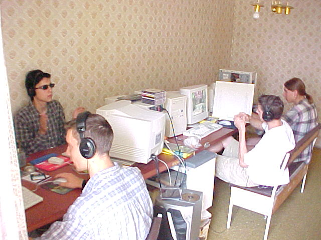 Mvc-179f.jpg (70678 bytes)